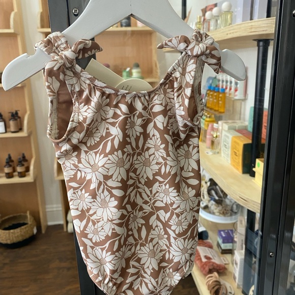 RYLEE + CRU Rylee + Cru Millie One-Piece - Plumeria - Picture 4 of 4